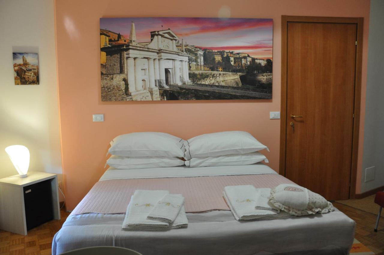 Citywalls Guest House Bergamo Exterior photo